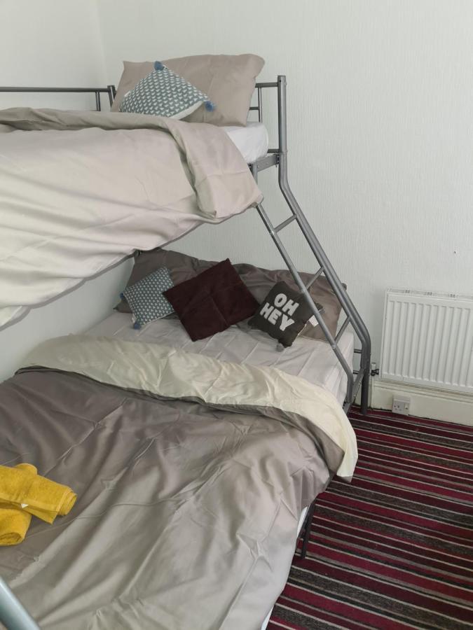 بلاكبول Frankies Hotel المظهر الخارجي الصورة