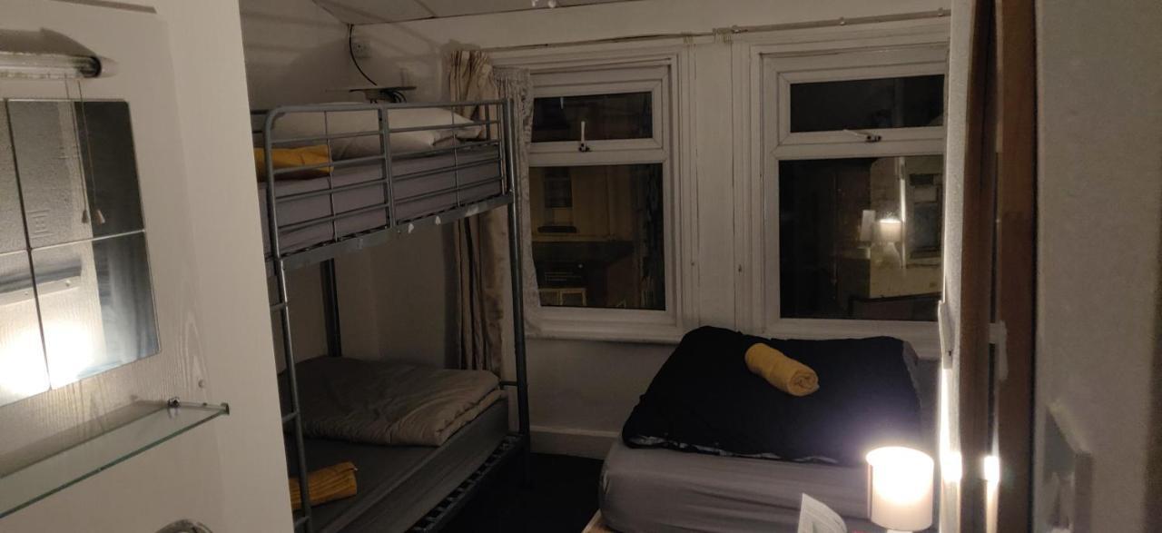 بلاكبول Frankies Hotel المظهر الخارجي الصورة